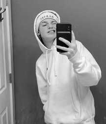 Payton Moormeier Tagged... 60ff710913742.jpg