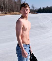 Hot Singer Alex!!  61054d1544a1a.jpg