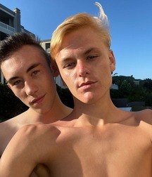 Gay Hottie Micky!! 61059a4066ea2.jpg