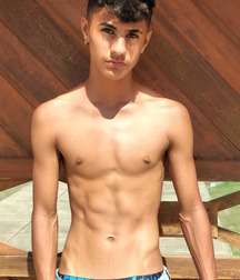 Random Hotness!! 610a775e81186.jpg