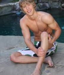 Bday Stud Austin!!  611c69f9463cc.jpg