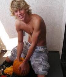 Bday Stud Austin!!  611c69fac22f7.jpg