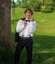 Bday Hottie Zach!!  6128c1f08b22d.jpg