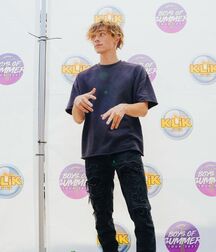 Bday Hottie Zach!!  6128c1ff45a81.jpg