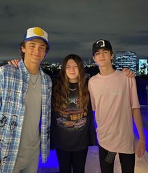 The Dailys... 612b916d5e7c3.jpg