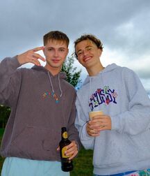 Bonus Boys!!  612cb126673ea.jpg
