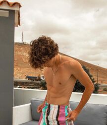 Italian Hottie Diego!! 612e56e08ac7e.jpg