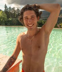 Italian Hottie Diego!! 612e56e3b37d6.jpg