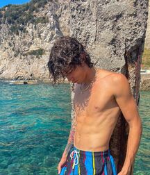 Italian Hottie Diego!! 612e56e89ae15.jpg
