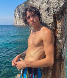 Italian Hottie Diego!! 612e56ea76d05.jpg