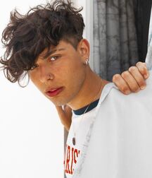 Italian hottie LeLe!!  612e696b4f9cc.jpg