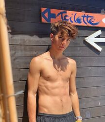 Italian Hottie Valerio!!  612e8985ab16d.jpg