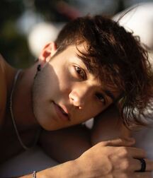 Italian Hottie Valerio!!  612e89a1380da.jpg