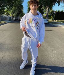 Bday Boy Brandon!! 61340197c9d86.jpg