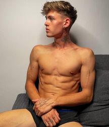 Hot Model Lucas!! 613582a8c89ee.jpg