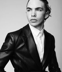 Hot Model Trentyn!! 6136a3eb07247.jpg