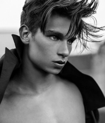 Dom Black N White