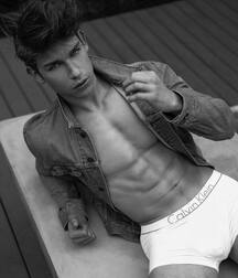 Dom Black N White 6138f0d4b177e.jpg