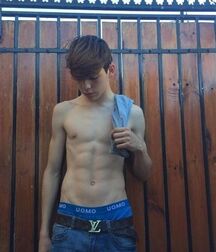 Random Hotness!! 613cb4337b21e.jpg
