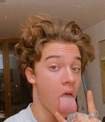 German Actor Frederic!! 614145a579945.jpg