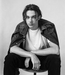 German Actor Frederic!! 614145b41fc30.jpg