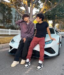 Bonus Boys... 6142ad4ea4377.jpg