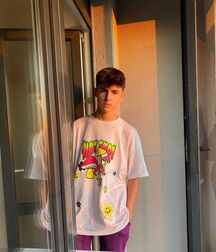 Bday Boy Kyle!! 61474a1799ad0.jpg