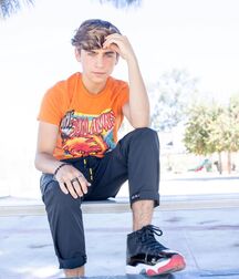 Sunday Suspects Twink Cute Tube 6147e1a469d84.jpg