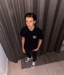 Bday Boy Daan!! 6149492e1efb7.jpg