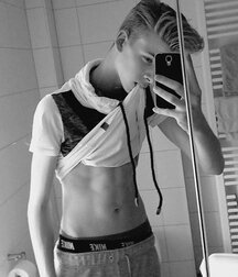Twink Town V 6153a1cf5da0a.jpg
