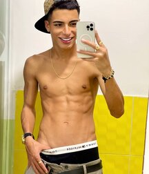 Twink Town V 6153a1ec1477c.jpg