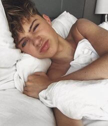 Twink! Cute Boys!! 6156b88e02482.jpg