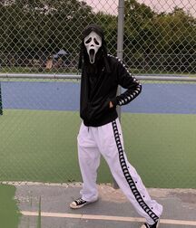 Dress up Kyle!! 6163789bc77aa.jpg