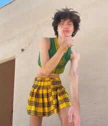 Dress up Kyle!! 616378c4bdf41.jpg