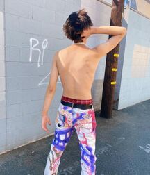 Dress up Kyle!! 616378da66b1b.jpg