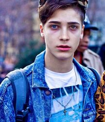 Hot Model Abdul!!  6164eb421f608.jpg