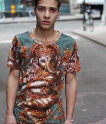 Hot Model Abdul!!  6164eb4baa913.jpg