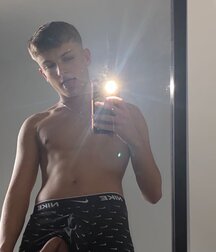 Porn Boy Luke Storm!! 616a06ef76462.jpg