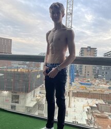 Hottie Twink Aiden!! 616a0d5a419eb.jpg