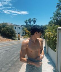 Bday Boy Tyler!! 616a269b81c65.jpg