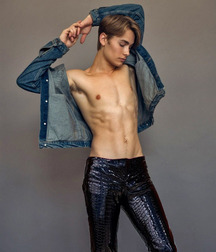 Twink Town!! 616cab129725e.jpg