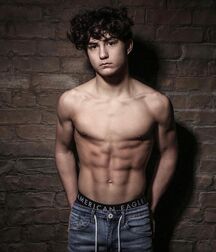 Bday Stud Ian!! 617cc50c26309.jpg