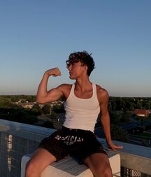 Bday Stud Ian!! 617cc528b95d2.jpg