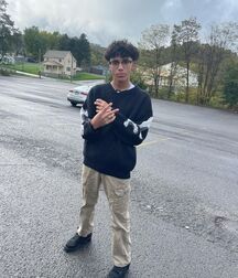Bday Boy Jiggy!!  618091e9a7e38.jpg