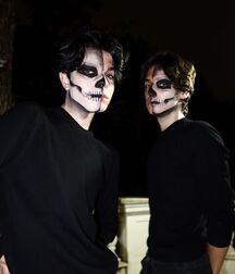 Halloween!!  6180a10d84b8a.jpg