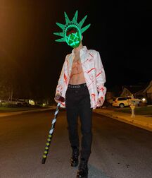 Halloween!!  6180a1279b8cf.jpg