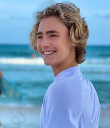 Surfer Boy Vincent!! 6185e18d72bc6.jpg
