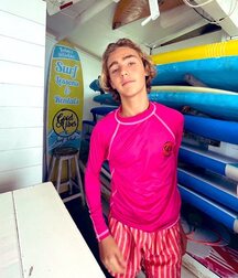 Surfer Boy Vincent!! 6185e19256e99.jpg
