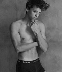 Juani B N W Gallery!!  61889e872a842.jpg
