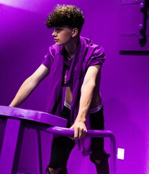 Hottie Luca!!  618a8041490fa.jpg